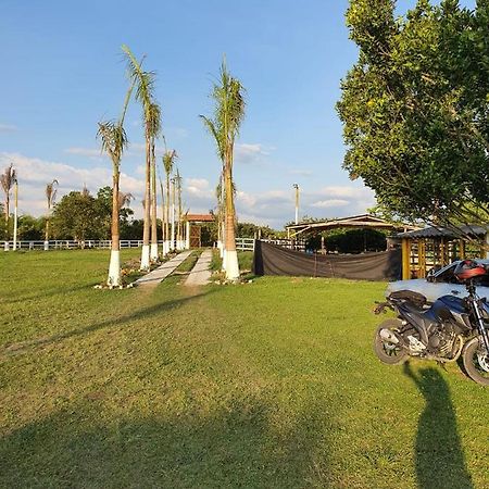 Rancho De Puerto Espejo Agrohotel Armenia  Zewnętrze zdjęcie